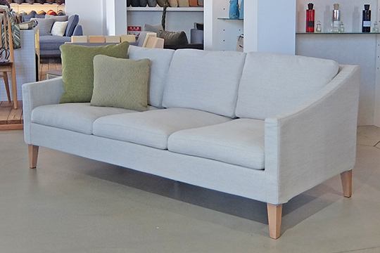 スリムでコンパクトなソファ　sofa【15th-C】