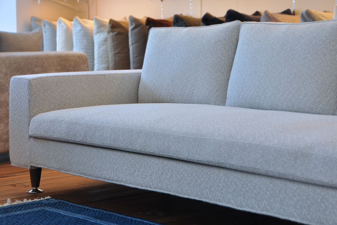 sofa【LA】が再入荷しました（金沢店）