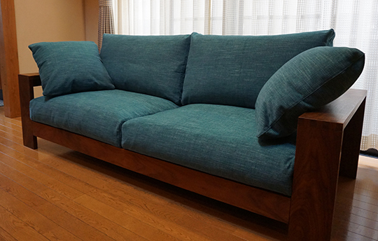 納品事例 大阪府高槻市 Y様 Sofa M 替えカバー ソファ専門店 Tres The Sofa Tailor トレス ザ ソファテーラー 東京青山 金沢 京都ショールームでソファ専門店が贈る本物の国産ソファをご覧ください